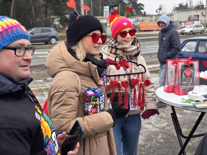 Retro Karawana WOŚP w Bydgoszczy ruszyła po raz ósmy. Ponad 19 tys. zł dla dzieci