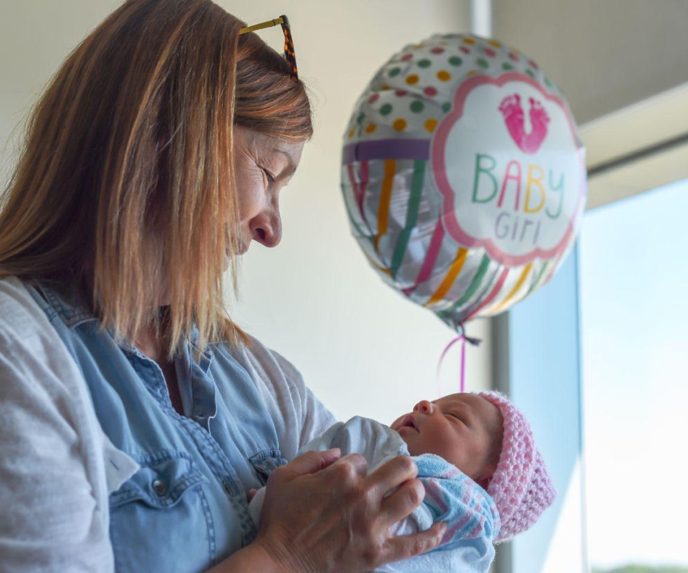 Dobre rady teściowej po porodzie? To nie one są problemem