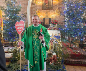 O tym księdzu jest głośno w całej Polsce. Tak co roku wspiera WOŚP