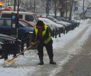 Potężna śnieżyca zasypała Warszawę