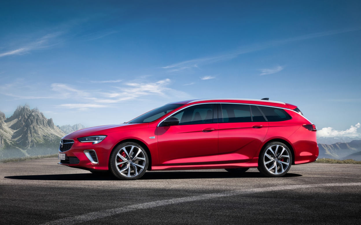 Opel Insignia GSi Sports Tourer (2020)