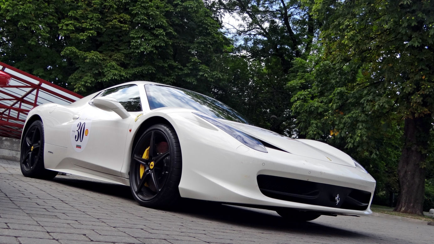Kawalkada Ferrari przez Polskę 2015