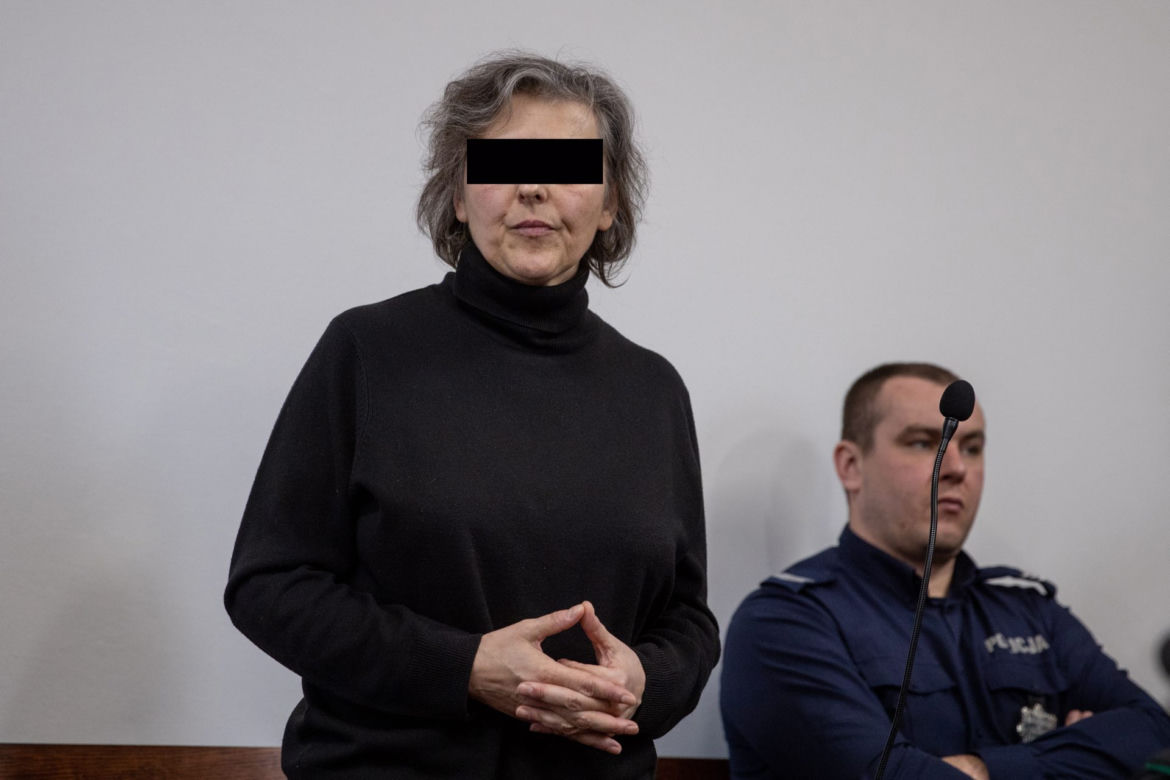 Szefowa potwór wywiozła konającego pracownika do lasu