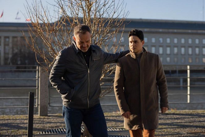 Pierwsza miłość, odcinek 4163: Borys uzależnia życie Angeliki od pieniędzy i stawia Bolesławowi bezduszne ultimatum - ZDJĘCIA