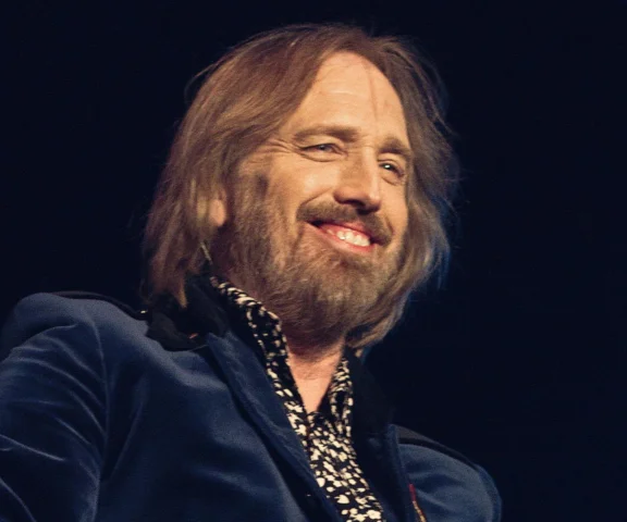 Tom Petty prawie stracił sprawność w dłoniach. Moment furii w studiu mógł zakończyć jego karierę