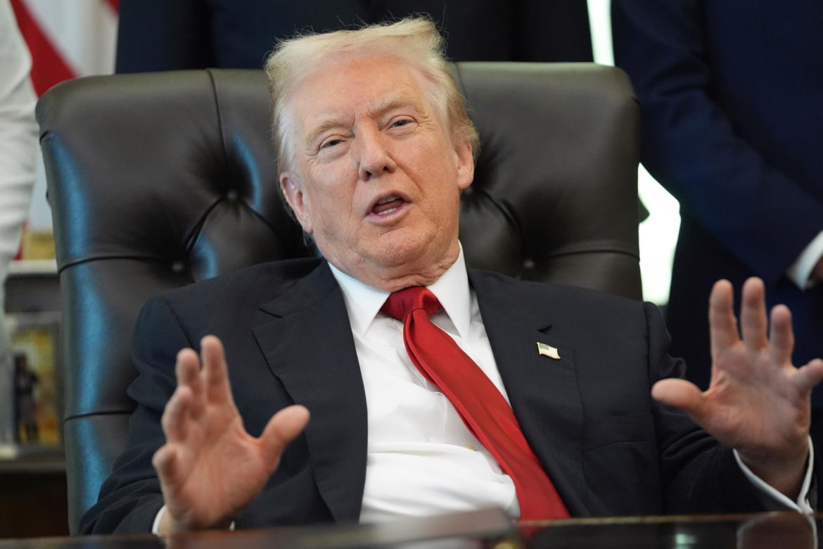 Trump przysnął na oficjalnym spotkaniu! "Jest stary i coraz bardziej to widać"