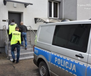 Zabójstwo w Piekarach Śląskich. Syn skatował matkę podczas libacji 