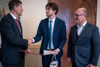 Marcel uratował mężczyznę porażonego prądem. Młody student medycyny nie wahał się ani chwili 