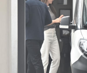 Marcin Mroczek z dziewczyną w cukierni