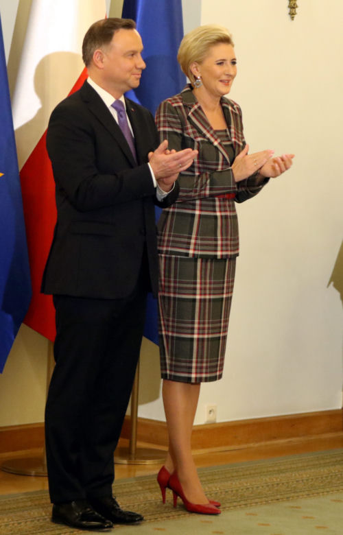 Najlepsze stylizacje Agaty Dudy