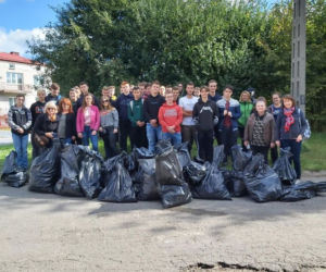 Młodzież sprząta świat Starachowice 2020