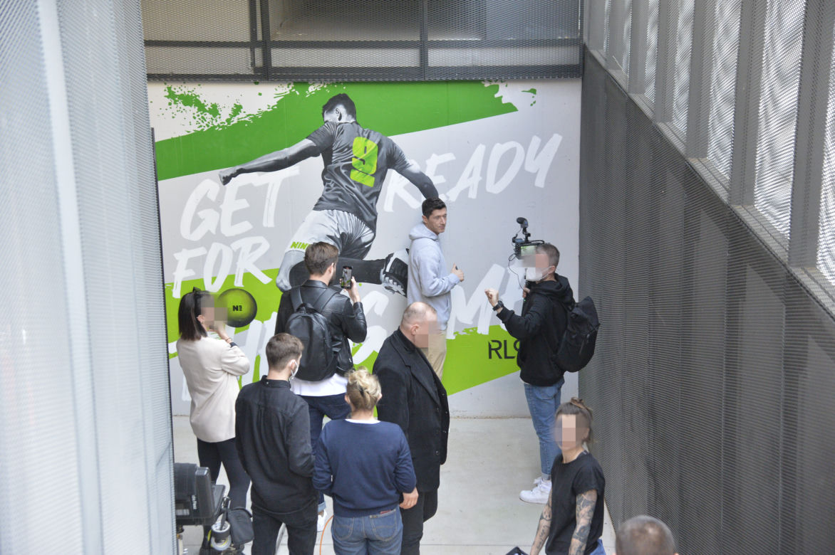 Robert Lewandowski w restauracji Nine's