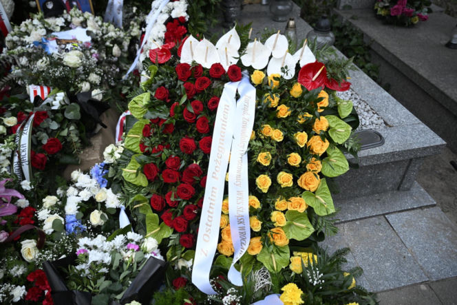 Tak wygląda grób Jacka Magiery po pogrzebie