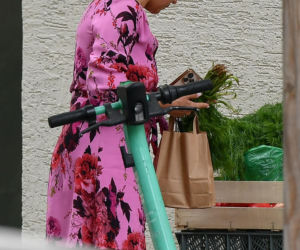 Anna Mucha na bazarku