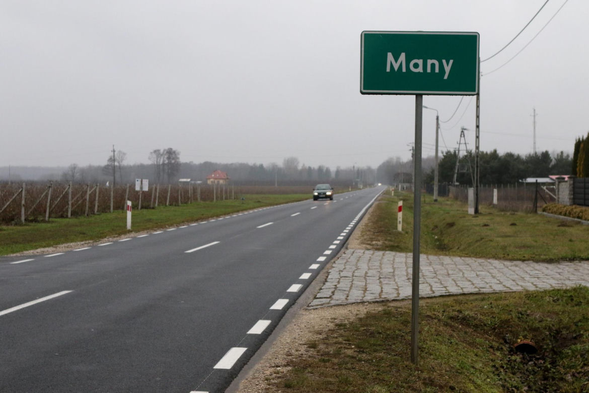 Makabryczny wypadek w Manach. Anielka i Jasio spoczęli w trumnie z mamusią. Minęły dwa lata od tej tragedii