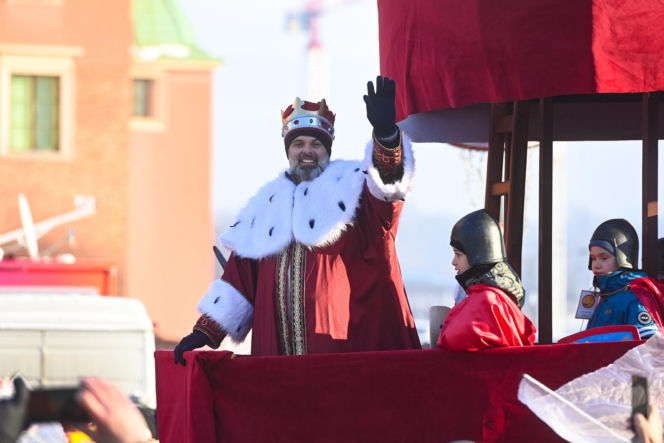 Dziś Święto Trzech Króli. Ulicami Warszawy przeszedł orszak