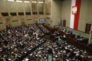 Wyższe emerytury dla 21 tys. osób! Sejm przyjął nowe przepisy