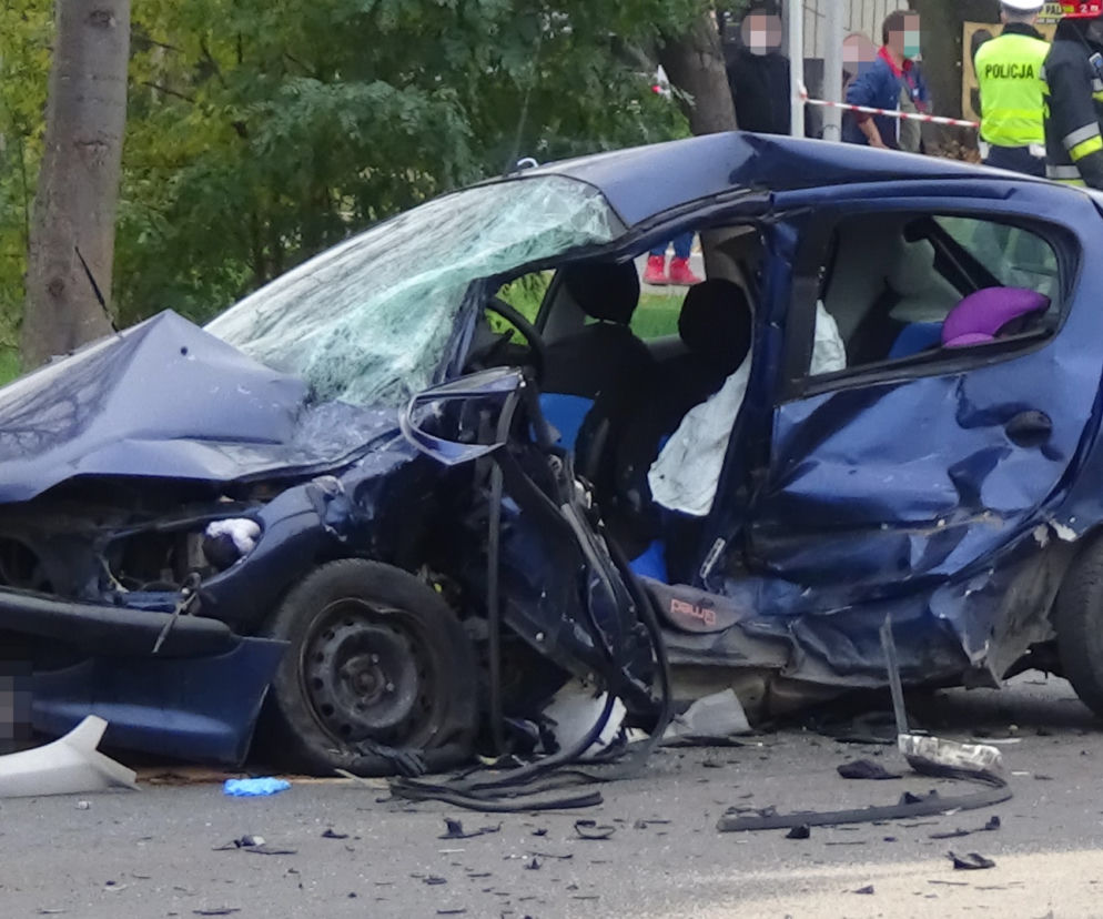Tragiczny wypadek karetki, która wiozła zakażonego