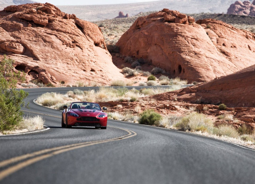 Aston Martin Vantage V12 S Roadster