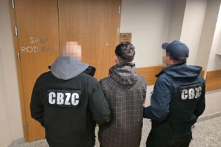 Rosyjski haker miał status uchodźcy. Uderzał w polskie firmy