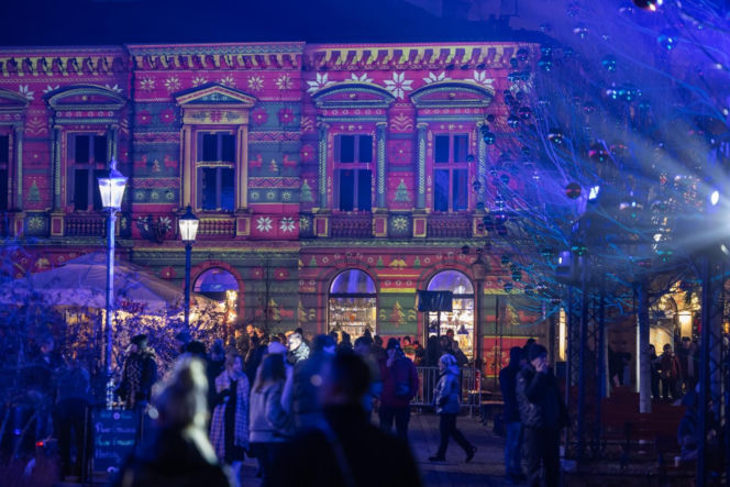 To najbardziej świąteczne miasto w województwie śląskim. Częściowo znajduje się w Małopolsce