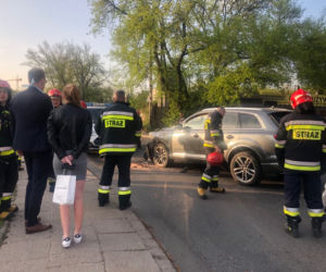 Wypadek przy Obozowej. Dwóch strażników miejskich w szpitalu