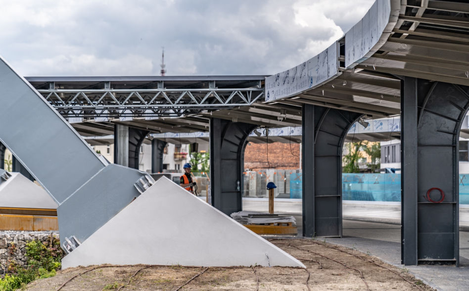 Dworzec autobusowy w Kielcach: fotospacer po zmodernizowanym obiekcie