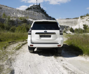 2020 Toyota Land Cruiser 
