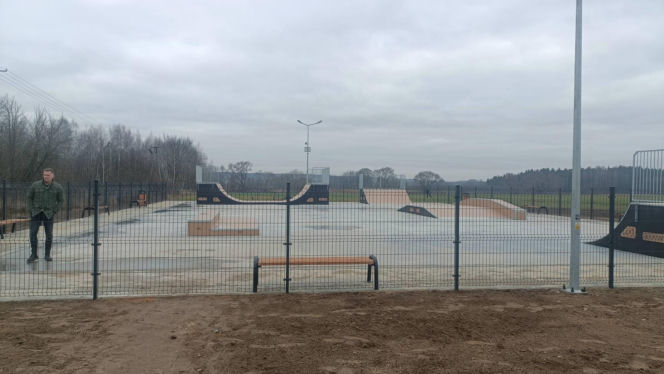 Skatepark w Sarnakach w powiecie łosickim