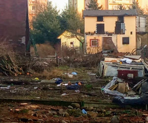 Torowa rewolucja: wycinka drzew na pętli Pomorzany i likwidacja działek