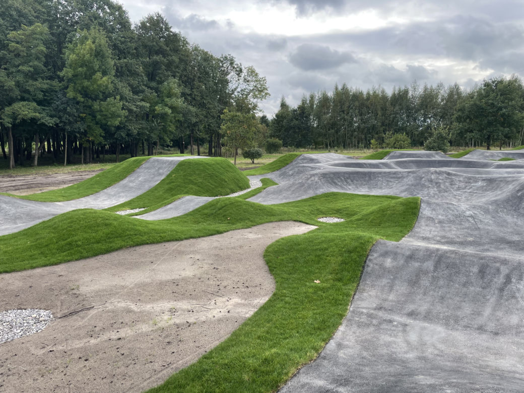 Pierwszy w Radomiu tor pumptrackowy powstał na Borkach