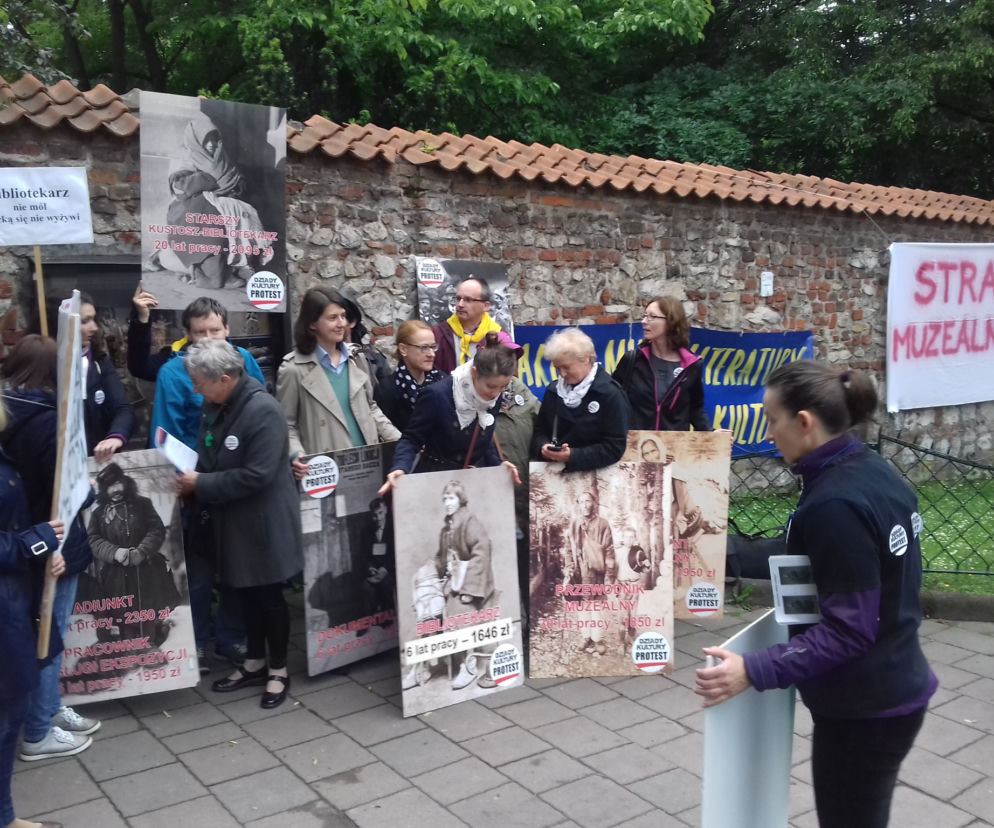 Protest odbył się przed Muzeum Archeologicznym w dzień XV Nocy Muzeów