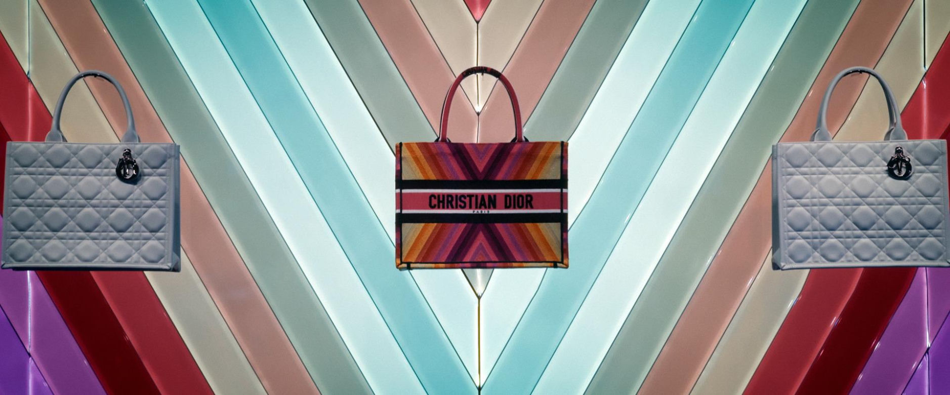 Jak powstało imperium Louis Vuitton, Moët i Hennessy? ARTE.tv pokazuje od środka historię LVMH