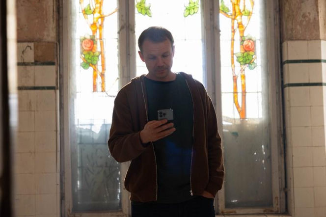 "Pierwsza miłość": Mateusz nagrywa Emilce wiadomość: już jutro będą razem… Psychopata dopadnie Emilkę?!