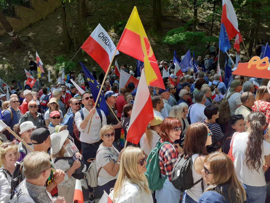 Marsz 4 czerwca w Warszawie - tłumy na ulicach stolicy!