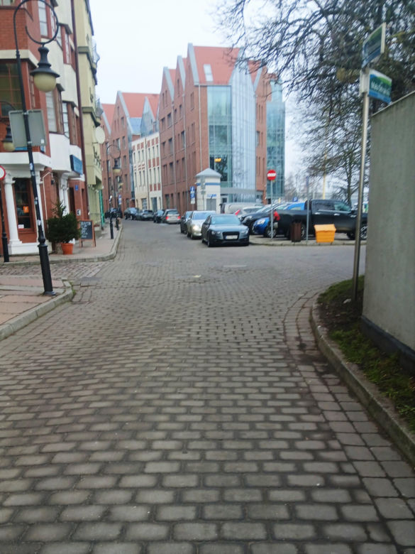 Na ulicy Wielkiej Odrzańskiej przepisy są nagminnie łamane