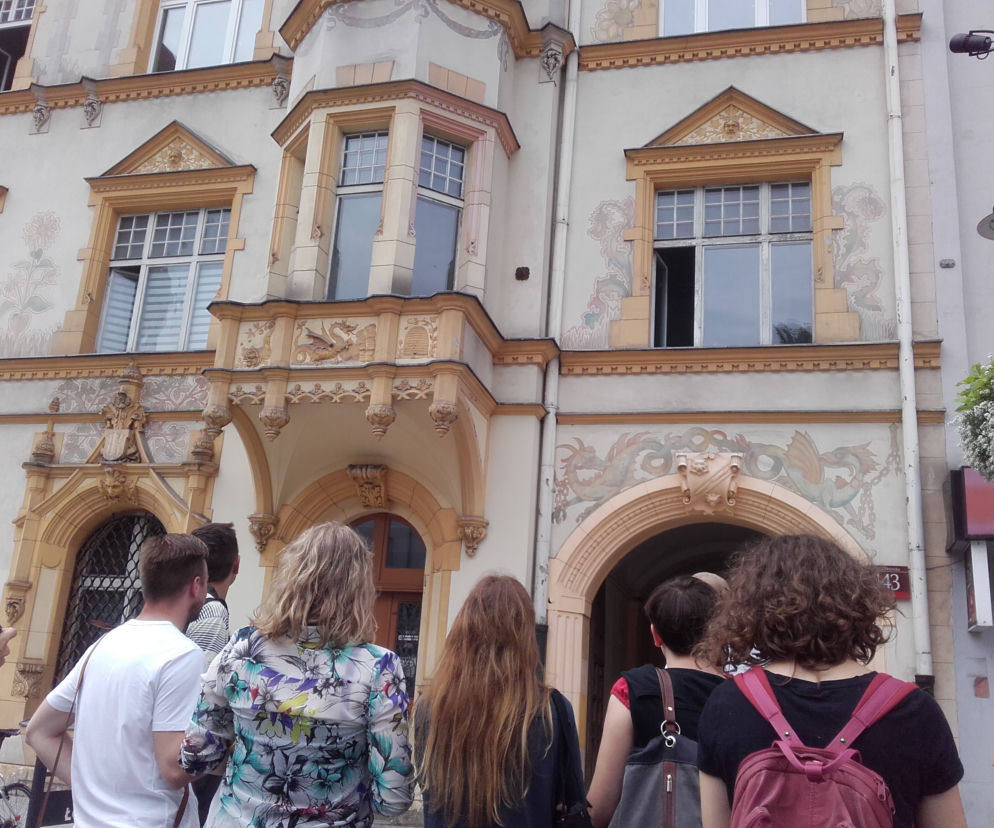 W Łodzi powstają szlaki turystyczne śladami detali architektonicznych