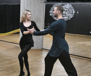 Kulesza uczy Gałązkę tańczyć