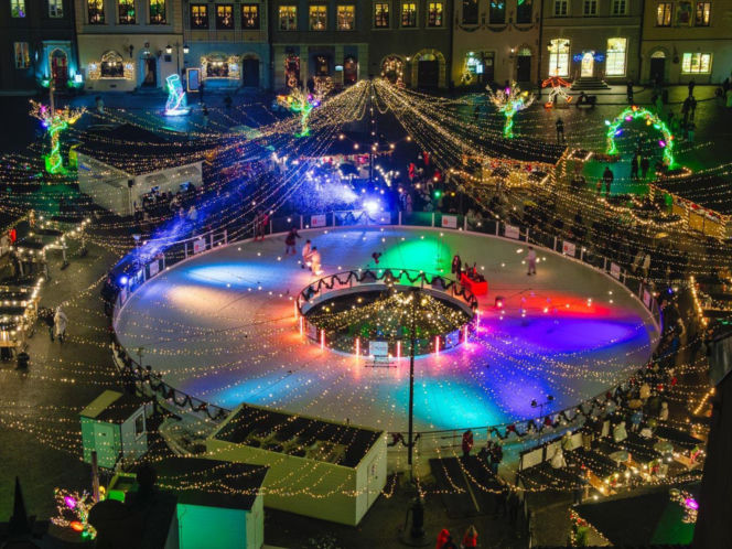 Świąteczna iluminacja 2025/2026 w Warszawie