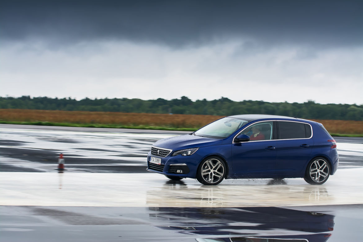 Peugeot 308 FL 1.6 BlueHDI Business Line