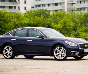 Infiniti Q70 2.2d Sport Tech