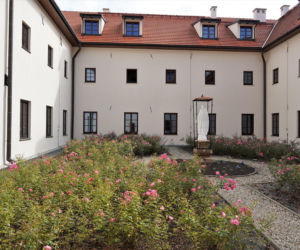 To miasto w województwie małopolskim założone przez pielgrzyma. Zachwyca unikatowymi zabytkami