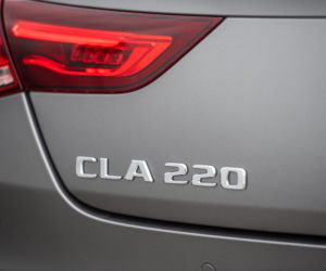 Mercedes-Benz CLA 220 4MATIC 7G-DCT