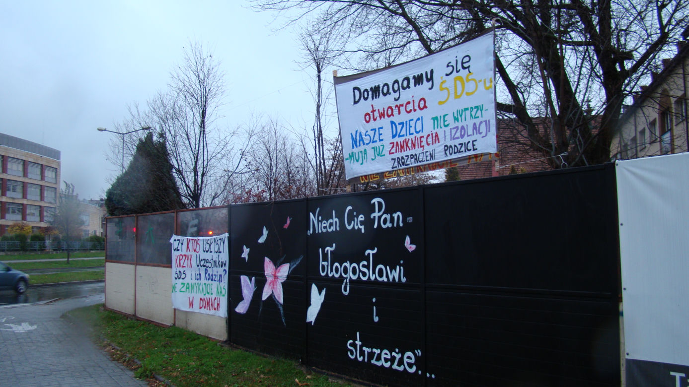 Rozpaczliwy apel opiekunów niepełnosprawnych