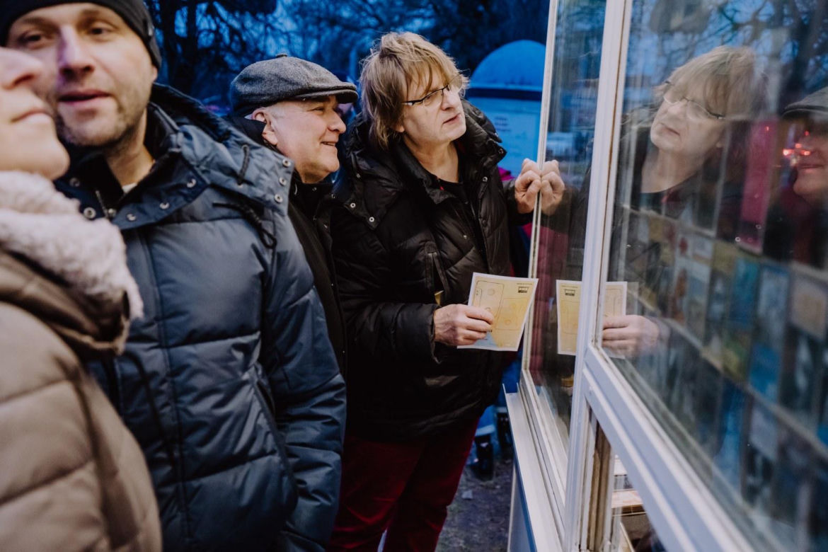 Zapełnili kiosk kasetami. Tak na Węglinie powstała niezwykła wystawa przenosząca w czasie [GALERIA]