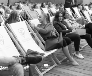 Kino plenerowe w Streat Food Młynowa