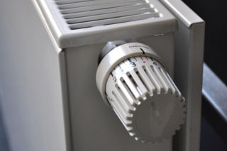 Koniec z ciepłem od sąsiada? Zmiany mają zakończyć pasożytnictwo cieplne
