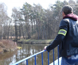 Policjanci czujni w dobie epidemii. Tak patrolują ulice miast Śląska i Zagłębia [ZDJĘCIA]