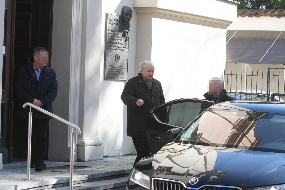 Kaczyński modlił się za Polskę