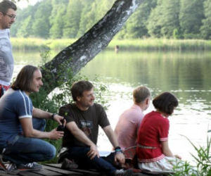 Czas honoru 7 sezon Powstanie na planie. Celina (Olga Bołądź), Michał Konarski (Jakub Wesołowski), reżyser Jan Hryniak